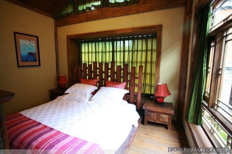 Blossom Hill Inn - Neverland 麗江市 エクステリア 写真