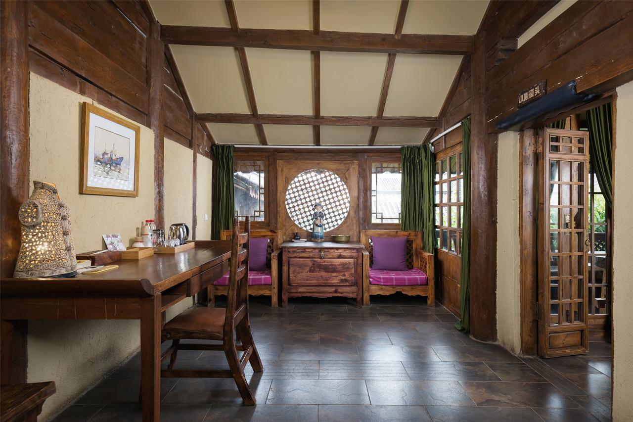 Blossom Hill Inn - Neverland 麗江市 エクステリア 写真